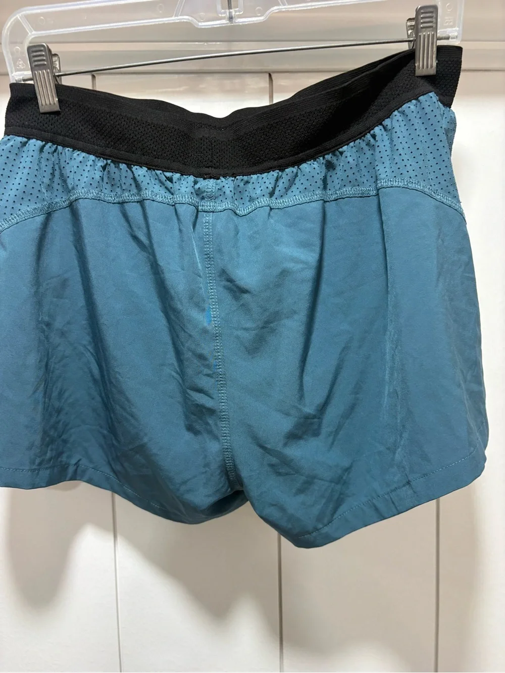 Vuori breathable perforated